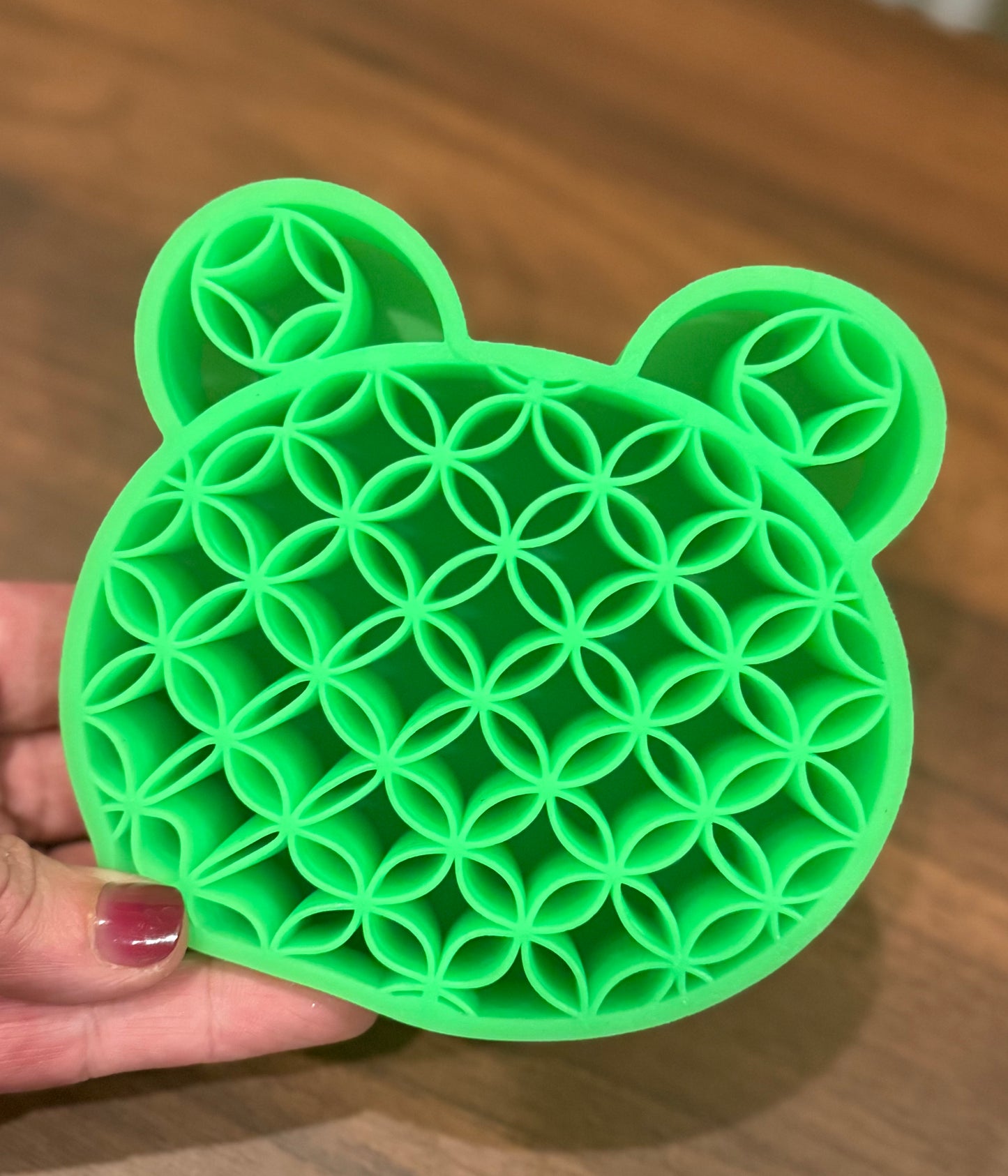 30-Slot Buddy Bear Marker Holder