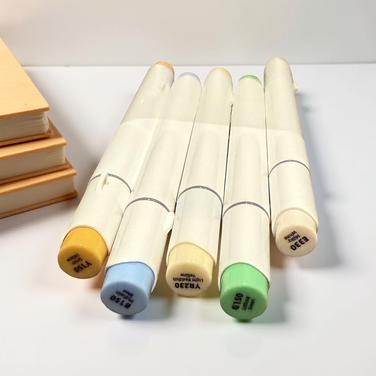 Japanese Exclusive Ohuhu Honolulu Chisel/Brush tip Alcohol Marker. Authentic Ohuhu Honolulu Brush Marker, sold individually by The Marker Monster (authorized retailer).