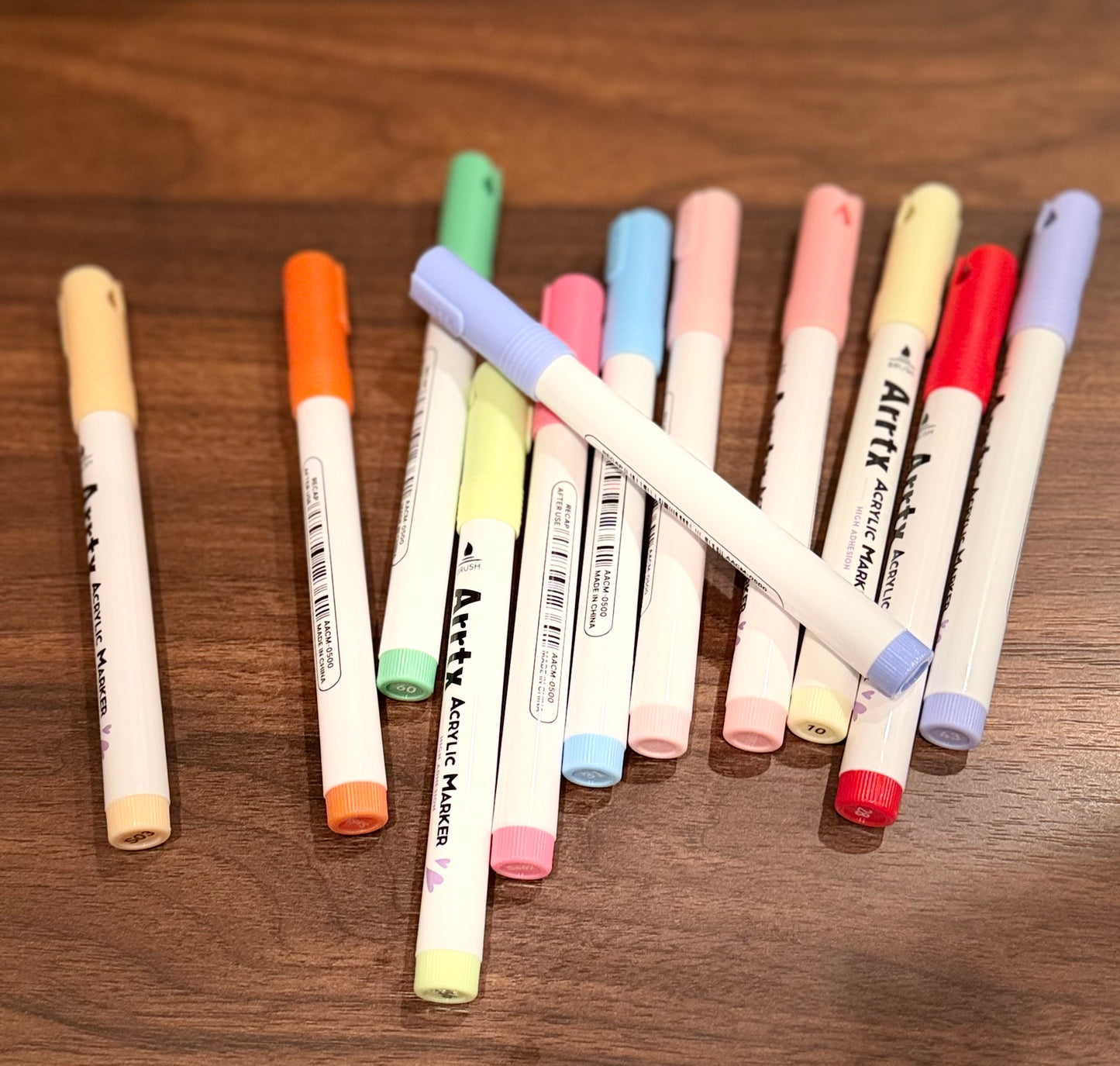 Acrylic Cotton-Core Individuals