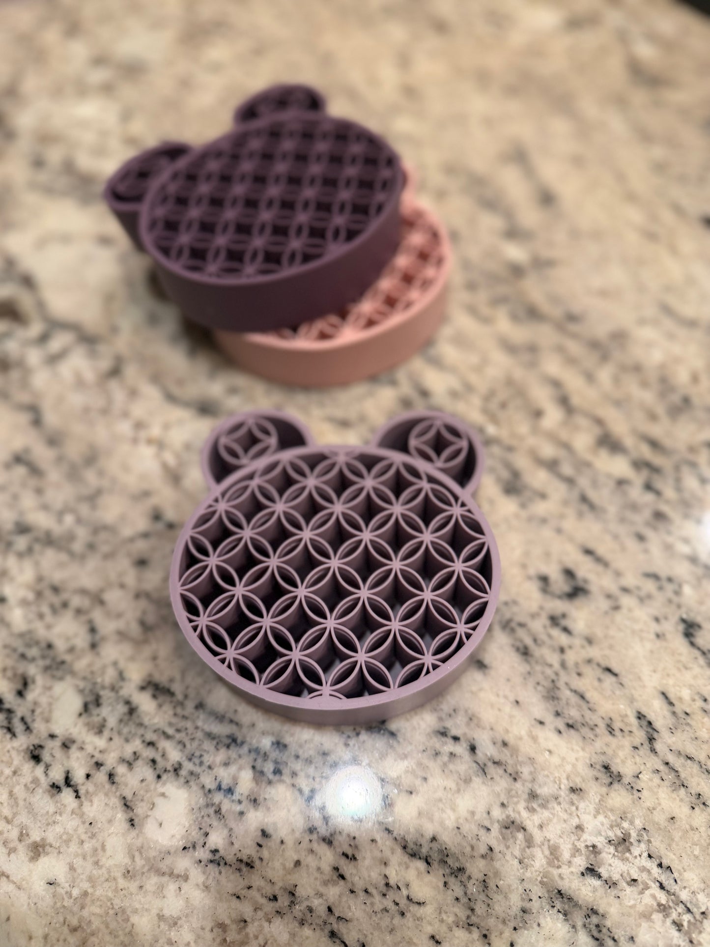 30-Slot Buddy Bear Marker Holder